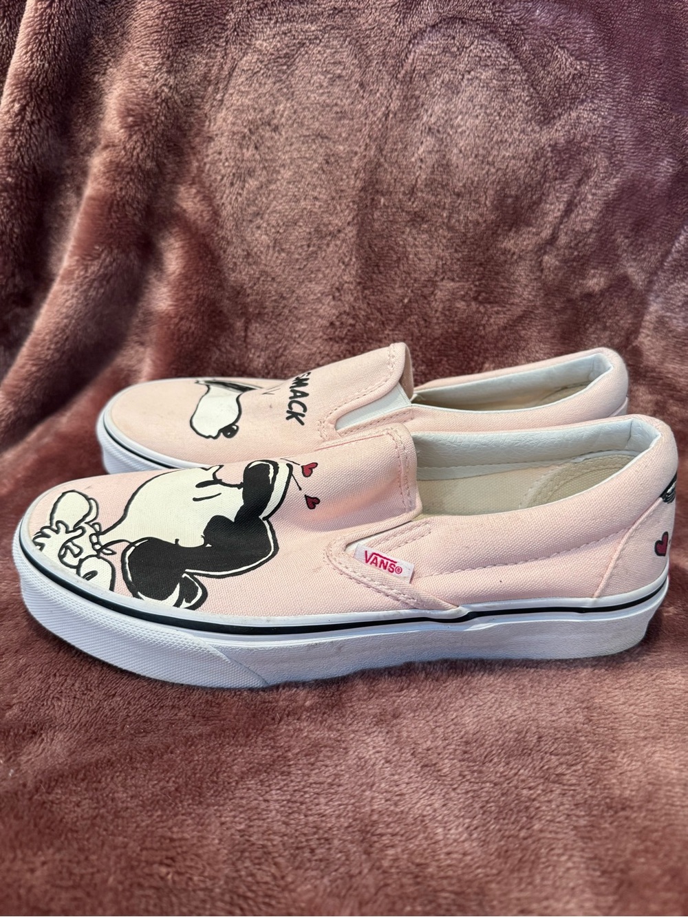 NWOT  2017 Limited Edition Vans x Peanuts Slip-on - Size 6.5 (W) / 5.0 (M) - Picture 2 of 7